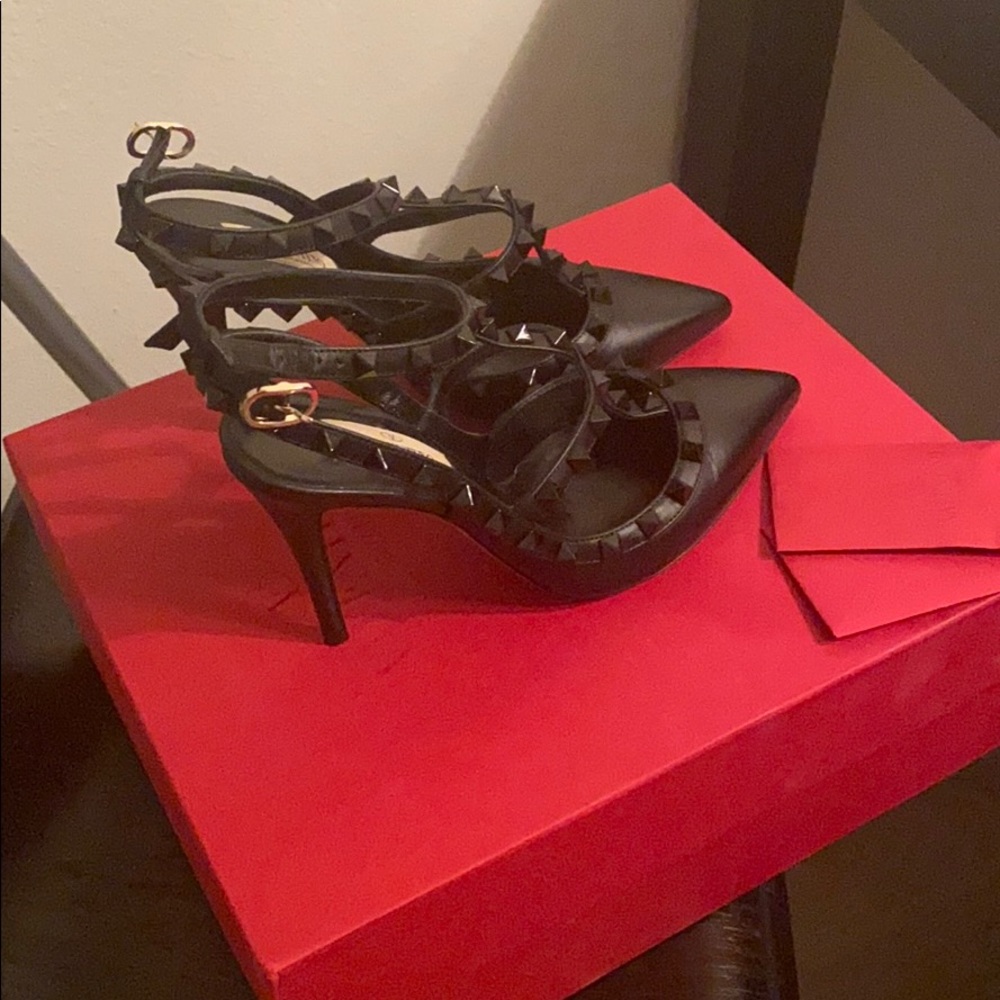 High heels - Picture 4 of 5